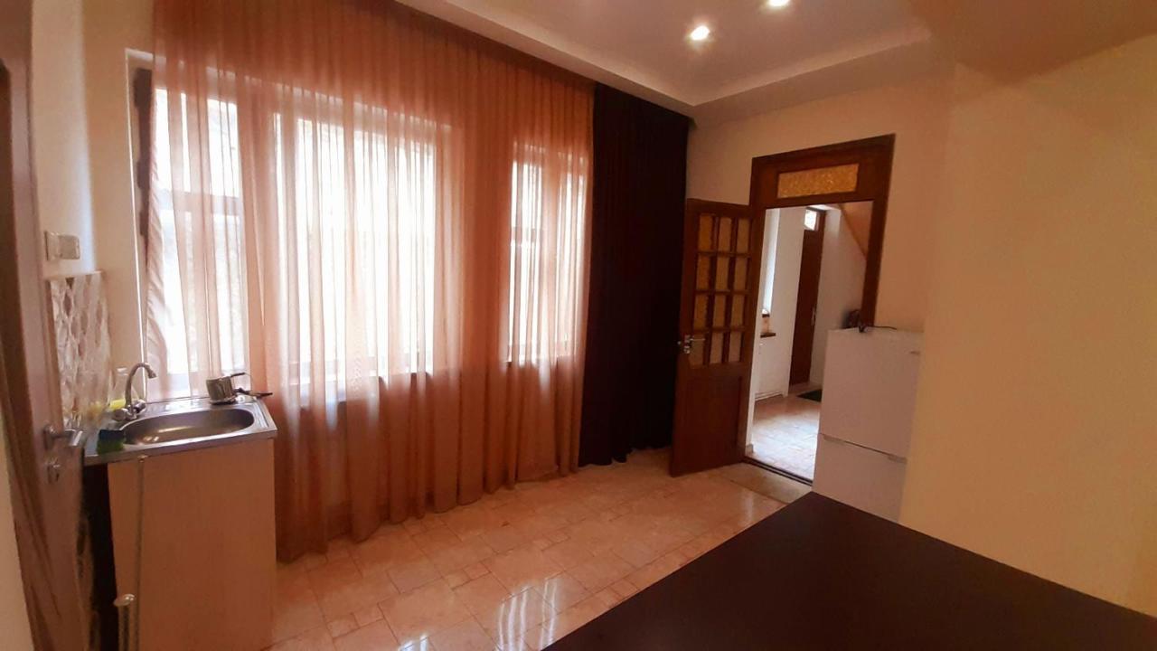 Hotel Dilijan Old Center Екстериор снимка