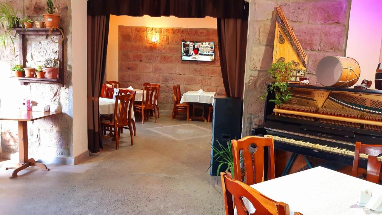 Hotel Dilijan Old Center Екстериор снимка