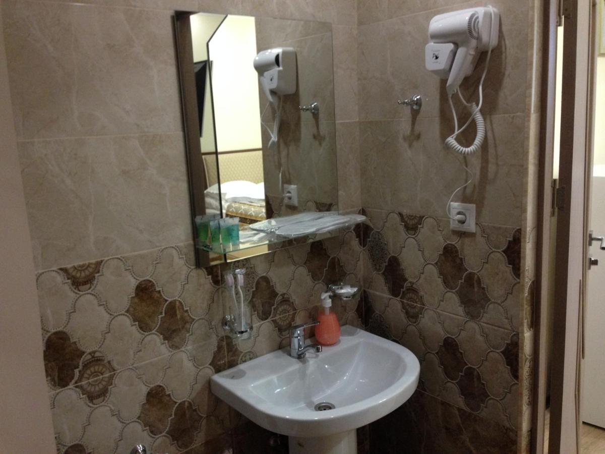 Hotel Dilijan Old Center Екстериор снимка