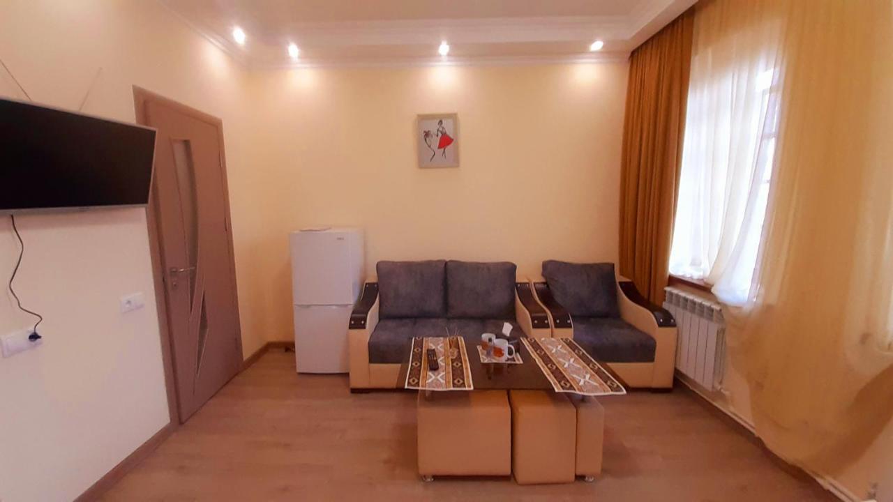 Hotel Dilijan Old Center Екстериор снимка