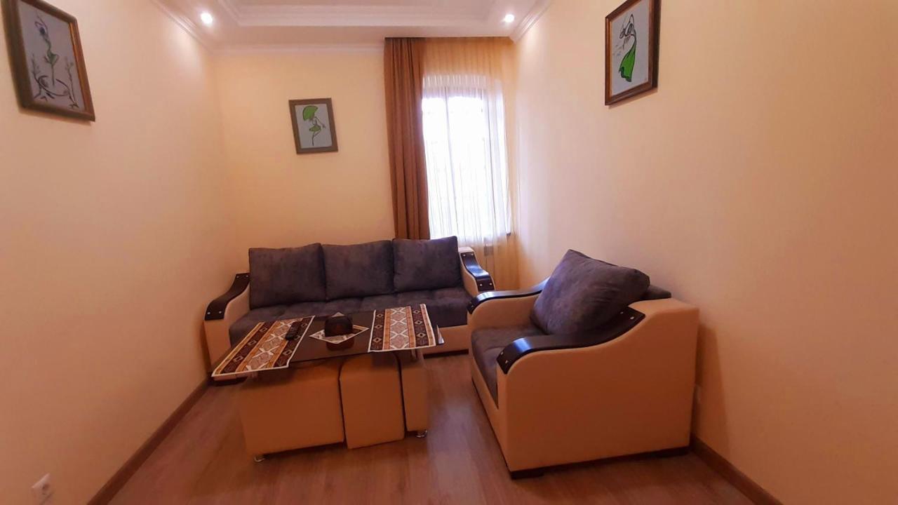 Hotel Dilijan Old Center Екстериор снимка