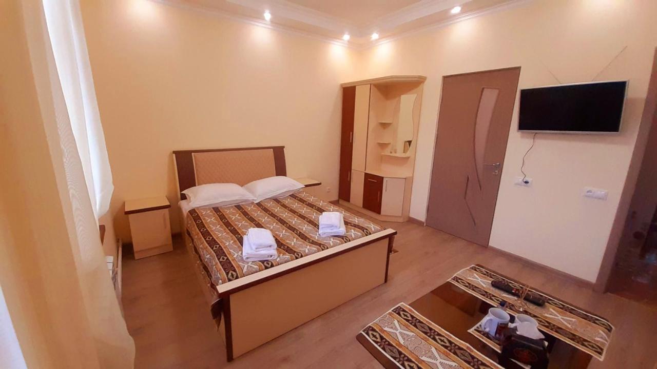 Hotel Dilijan Old Center Екстериор снимка