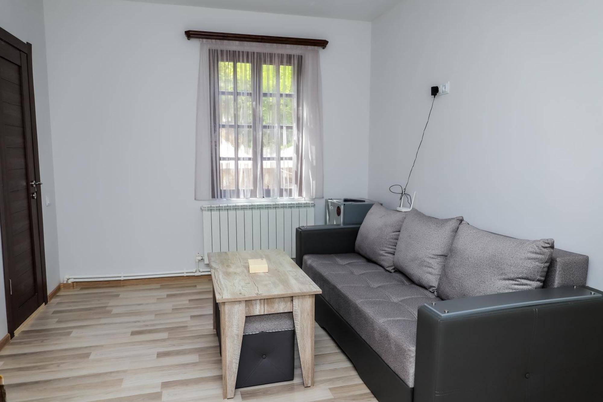 Hotel Dilijan Old Center Екстериор снимка