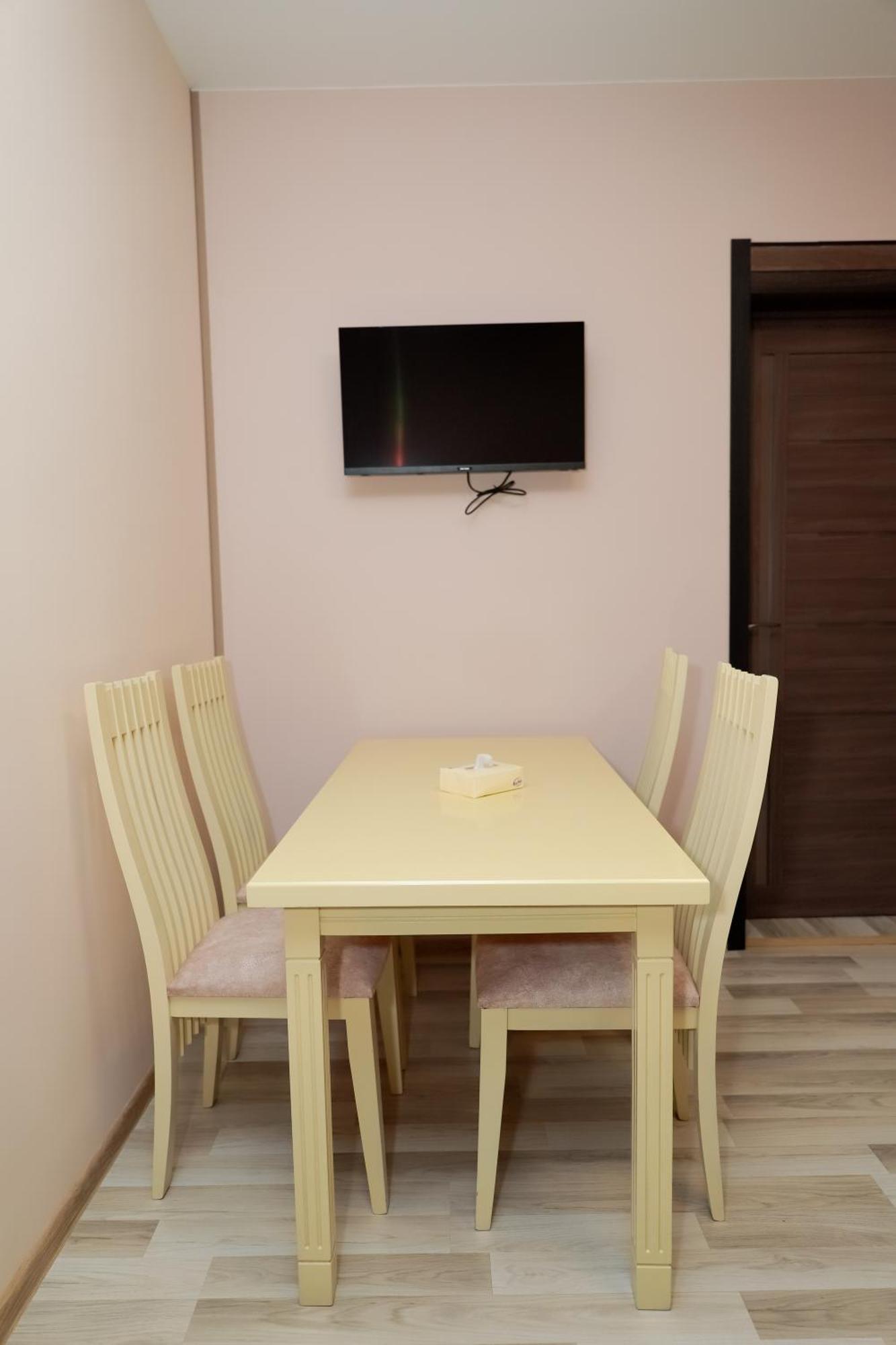 Hotel Dilijan Old Center Екстериор снимка