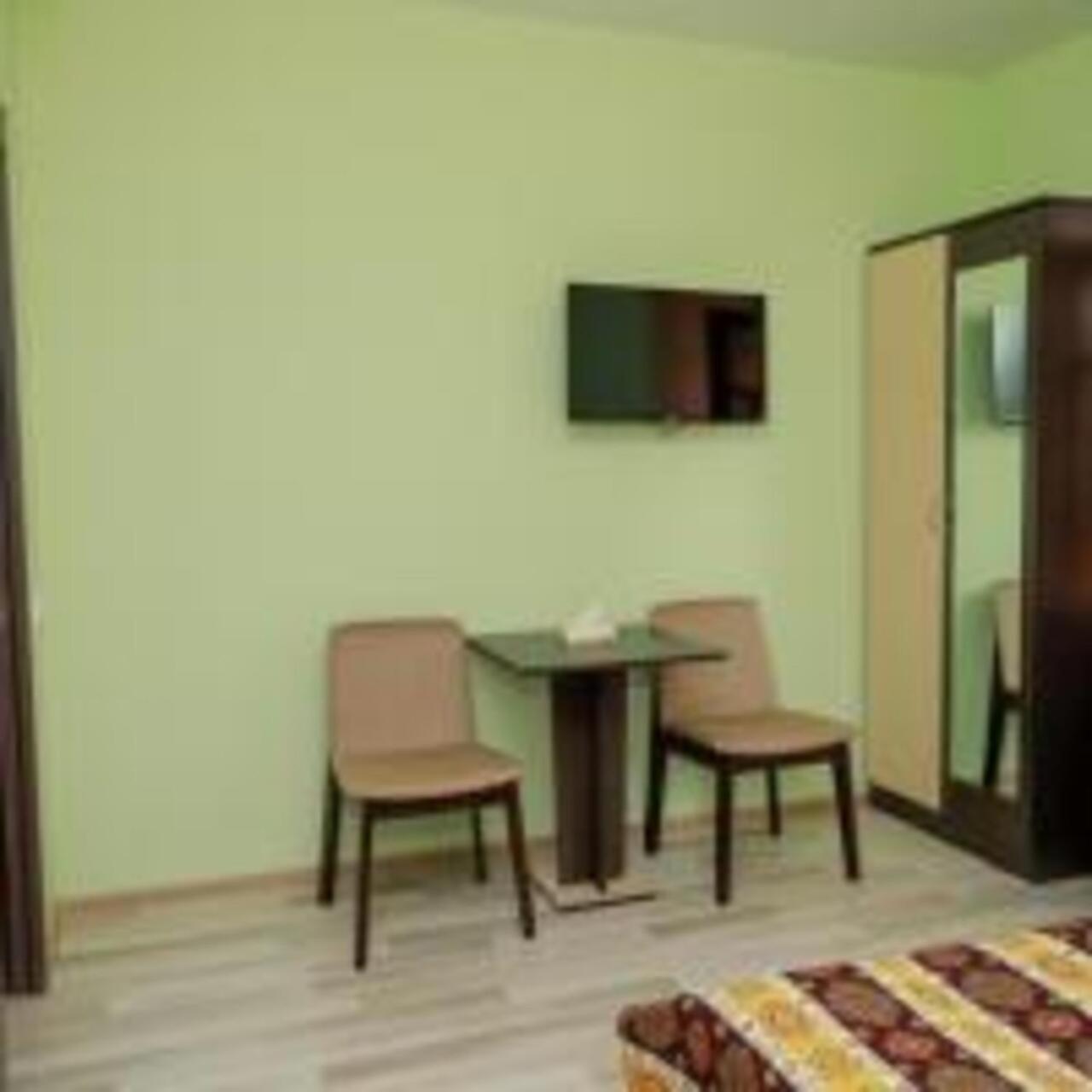 Hotel Dilijan Old Center Екстериор снимка
